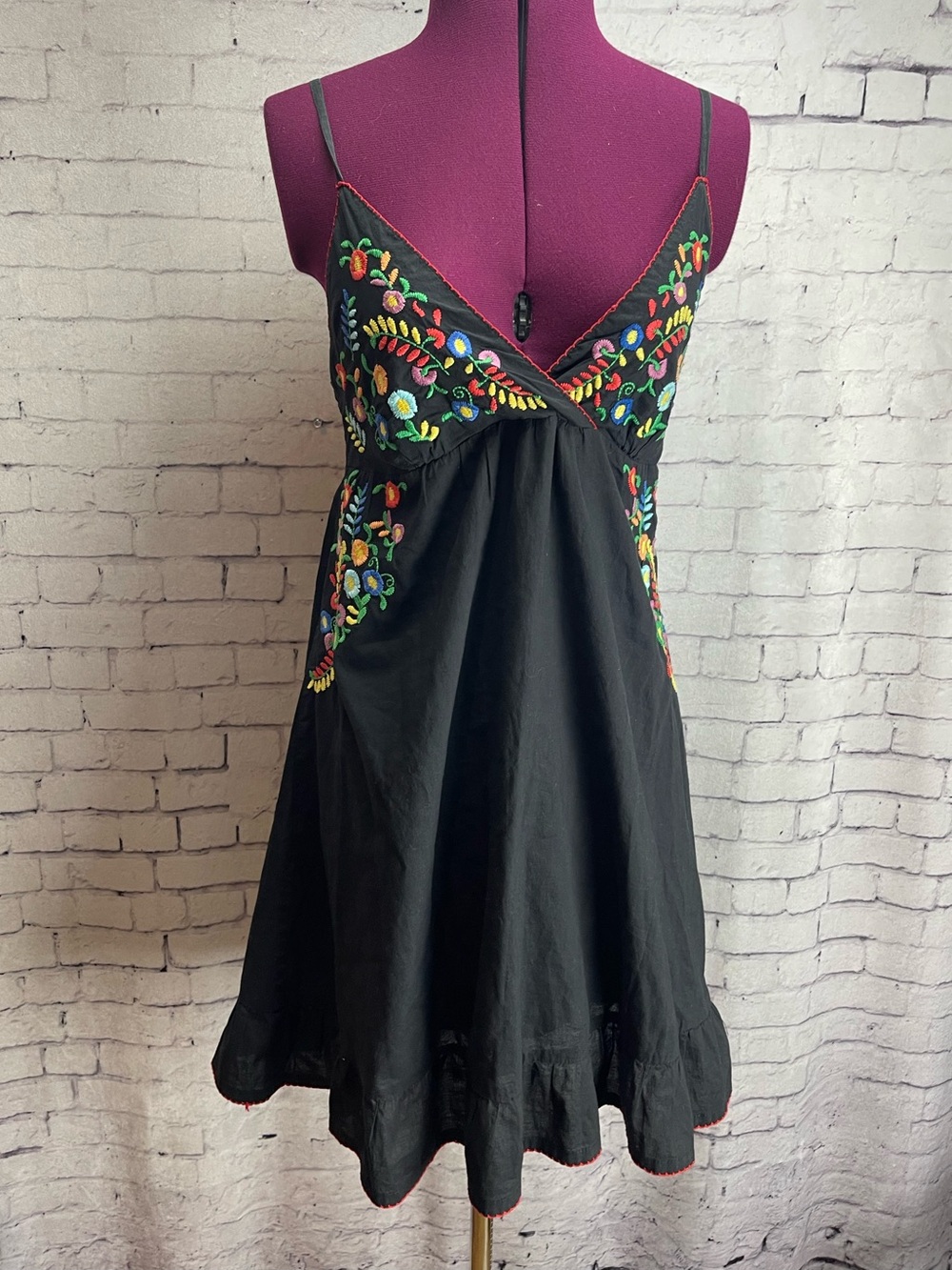 Joy joy size medium black embroidered tank dress